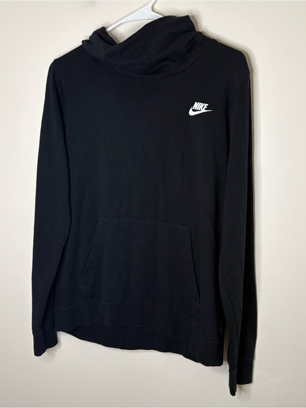 Nike Women’s Large Black Hooded Sweatshirt Slim Fit Cowl Sporty Fall Cozy Gym